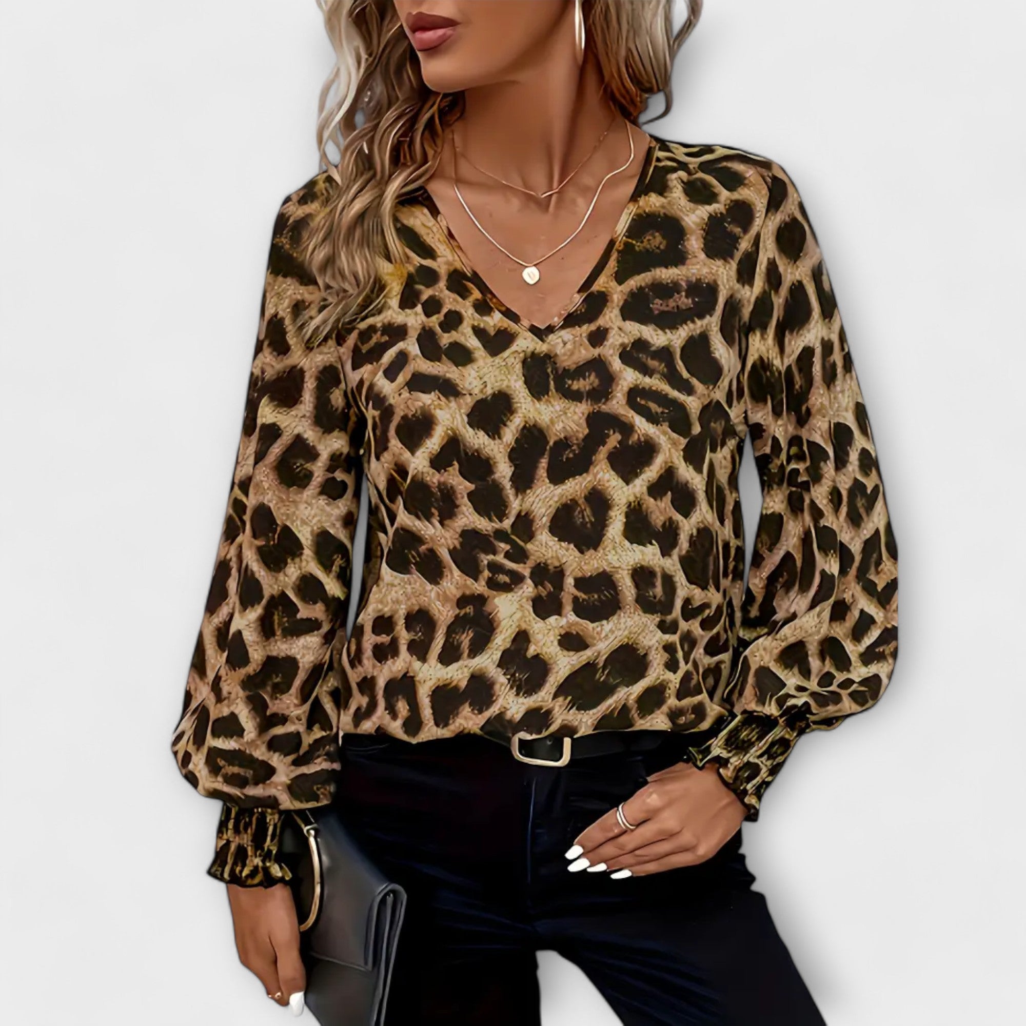 Susana - Blusa elegante con estampado de leopardo