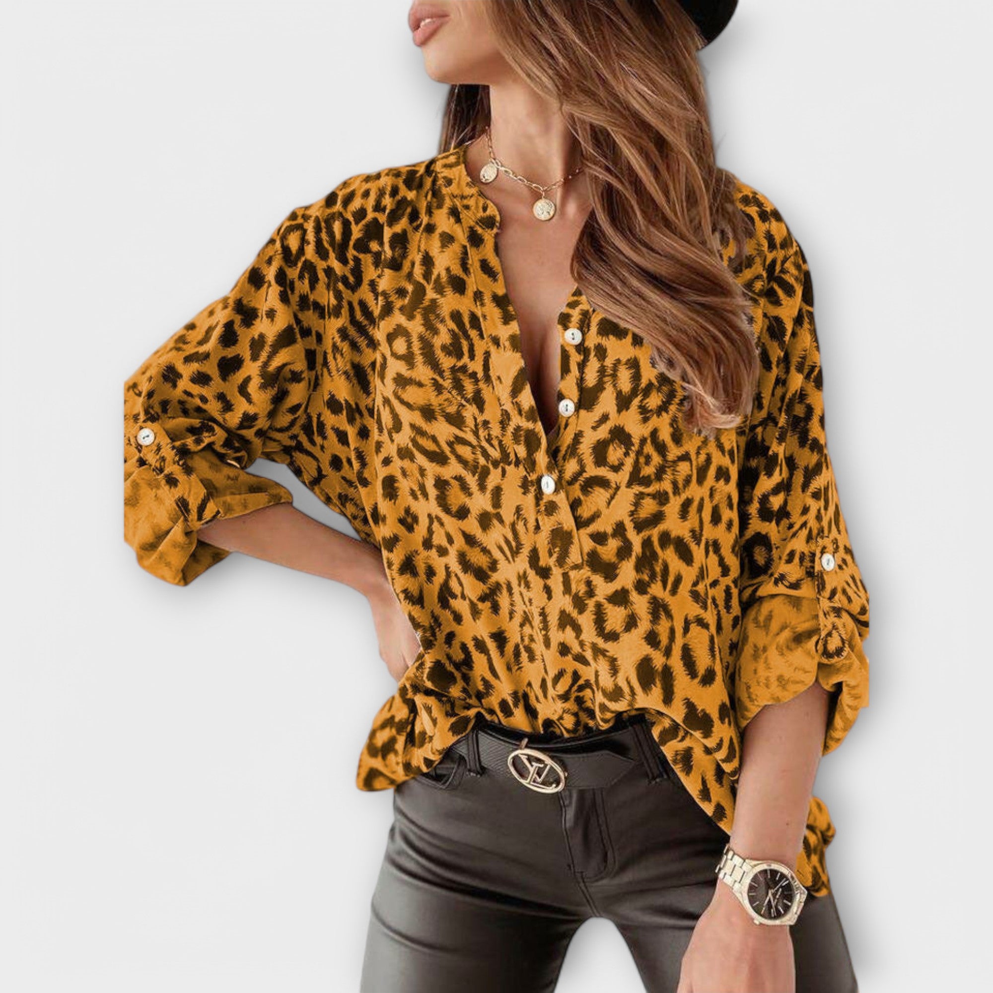 Luisa - Blusa Moderna con Patrón de Leopardo