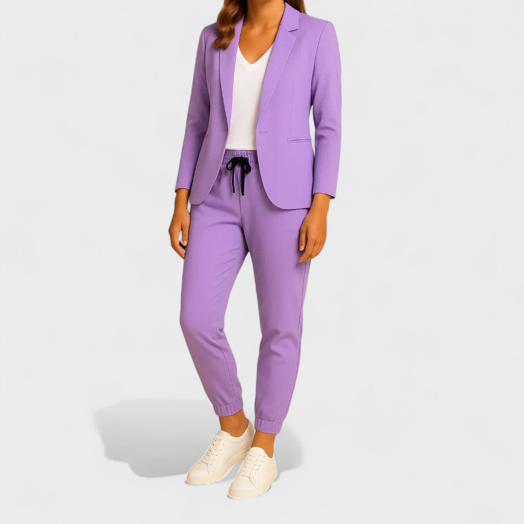 Gabriela - Conjunto Elegante con Chaqueta y Pantalones