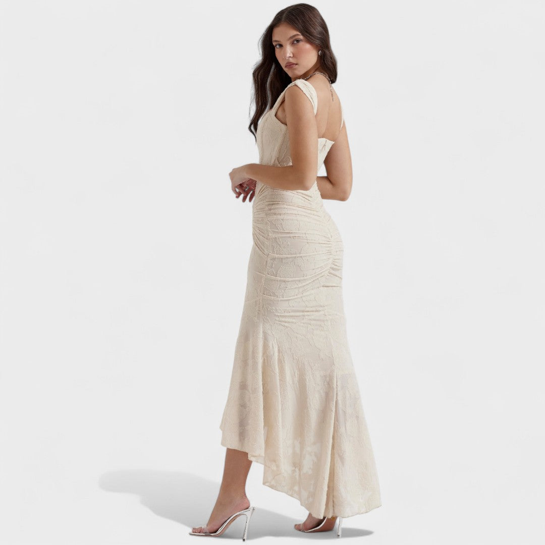 Eduarda - Vestido de Silueta Romántica