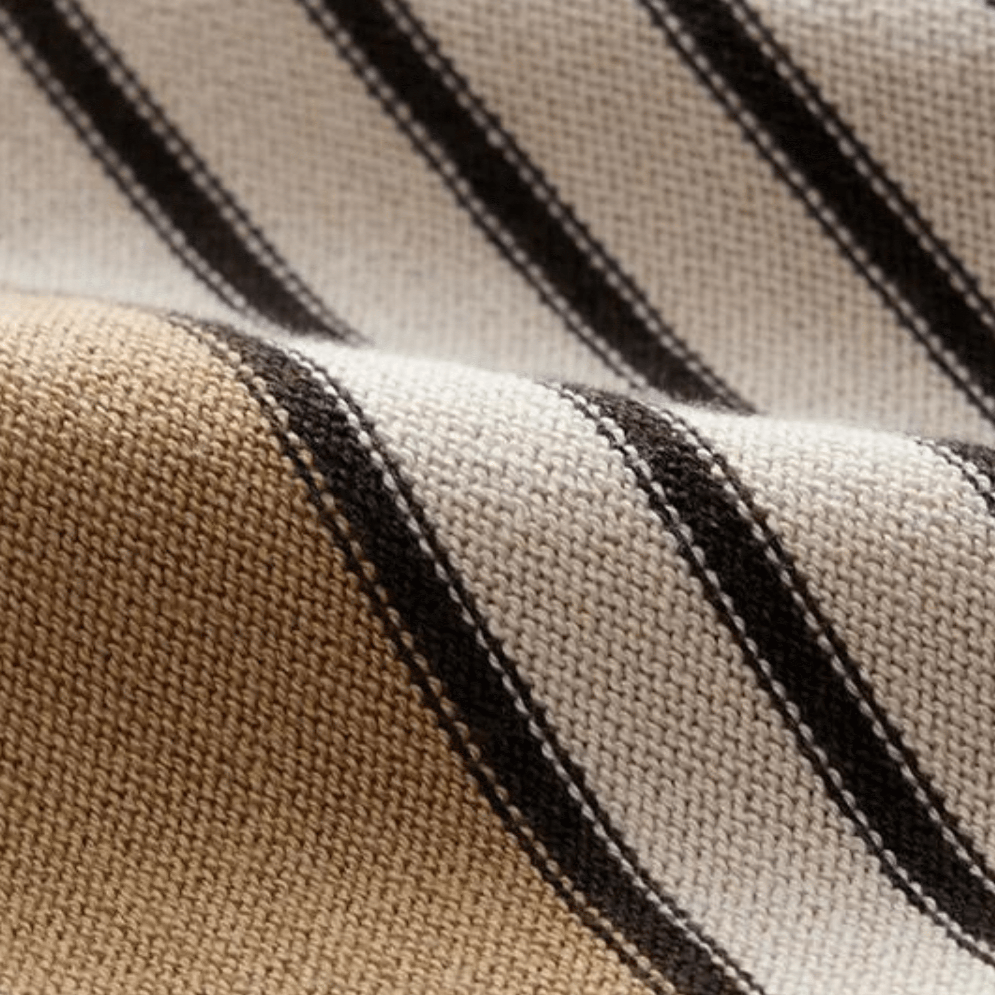 Savrani™ | Polo con botones